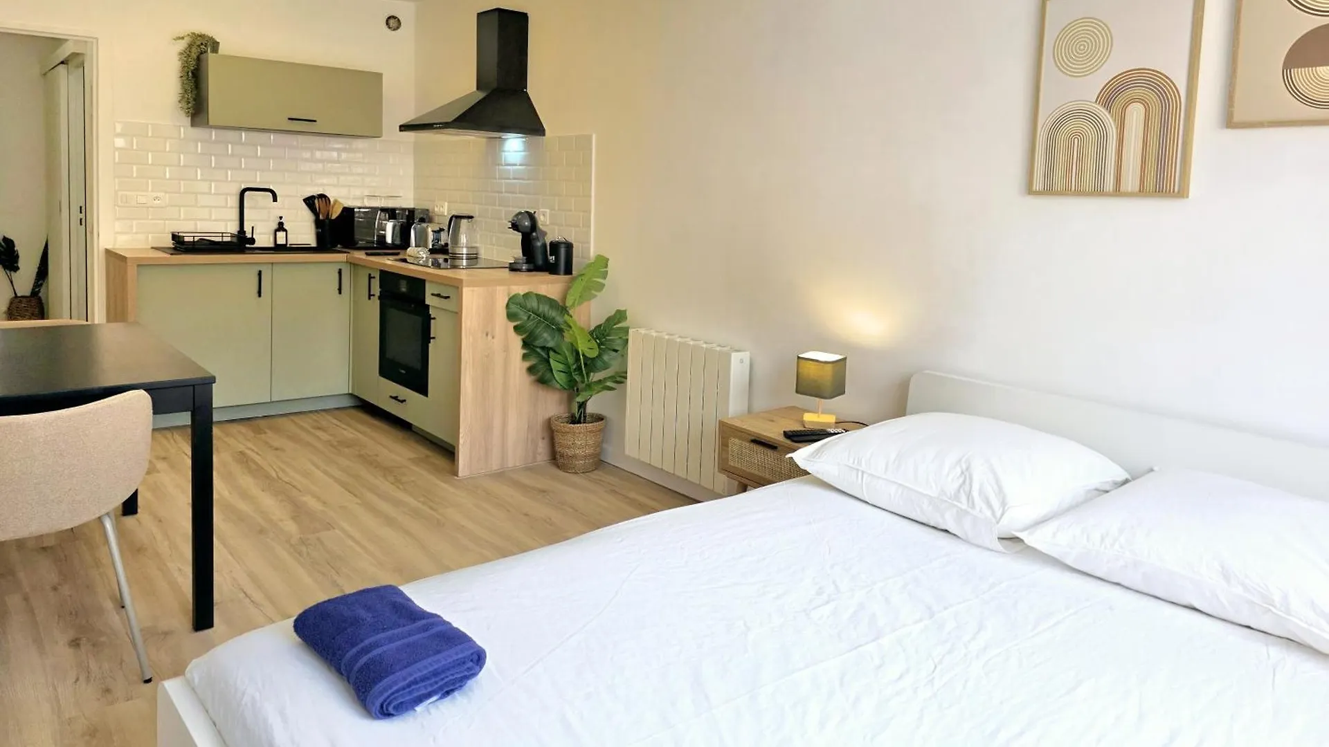 Cosy Apartments - Marseille Estiennes D'Orves - Hyper Central Students Apartment Close To Metro And Vieux-Port