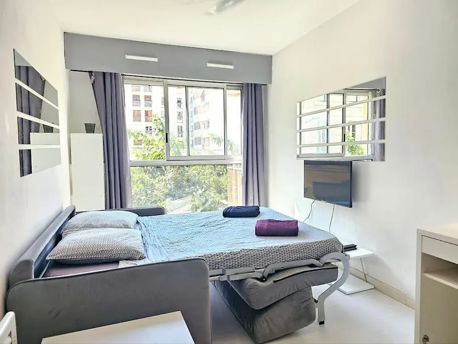 Apartment Cosy Apartments: Central Marseille Student Haven